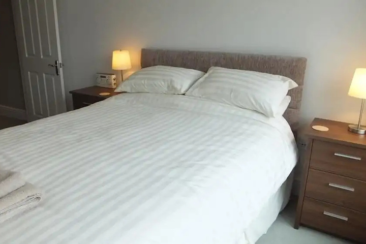 Room 3 of 18