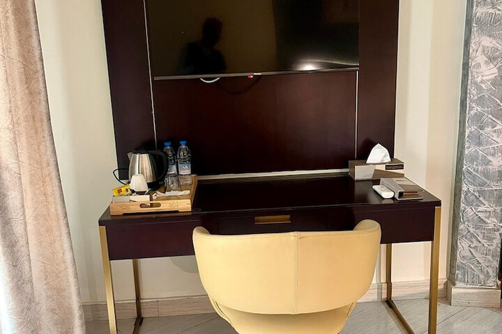 Room 38 of 63