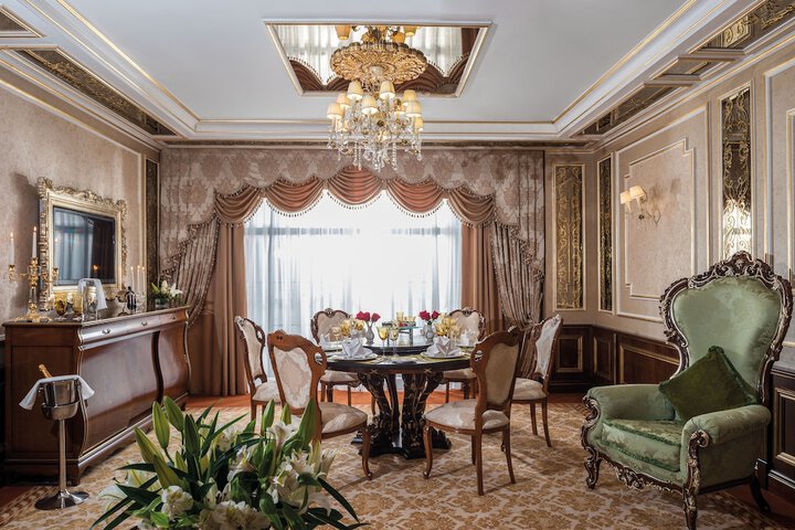 Ballroom/Hall 56 of 64