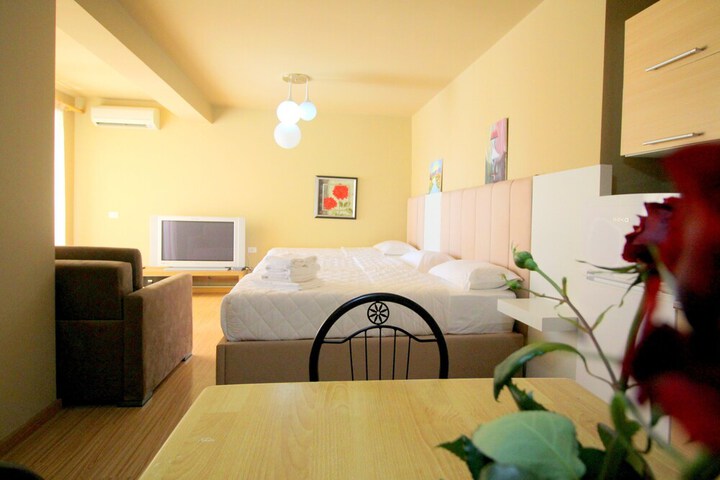Room 12 of 47