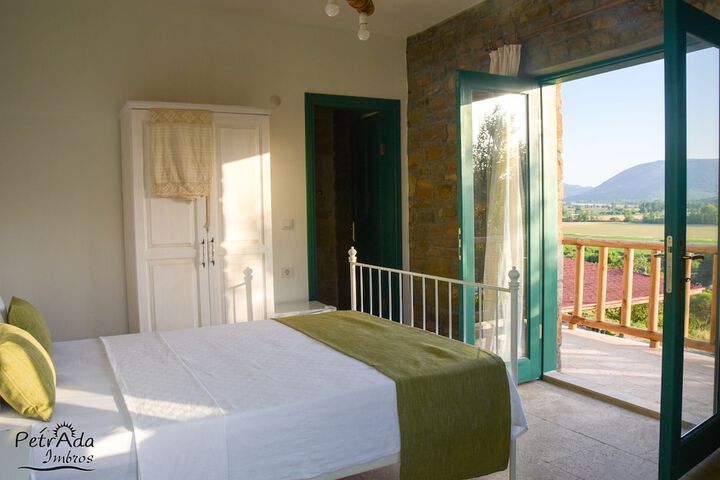 Room 5 of 34