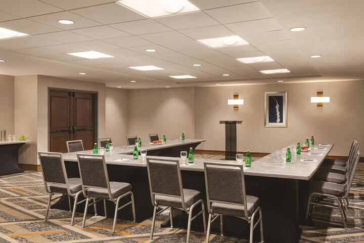Meeting facility