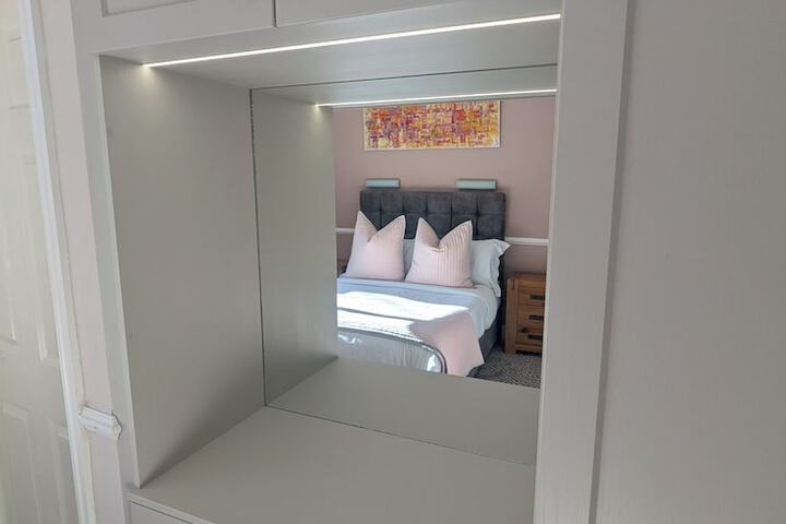 Room 16 of 94