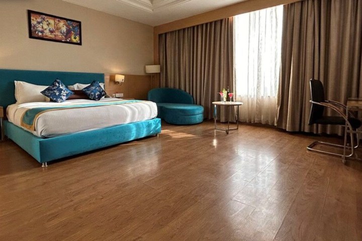 Room 36 of 113