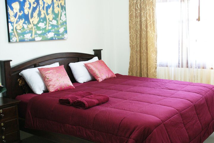 Room 4 of 11