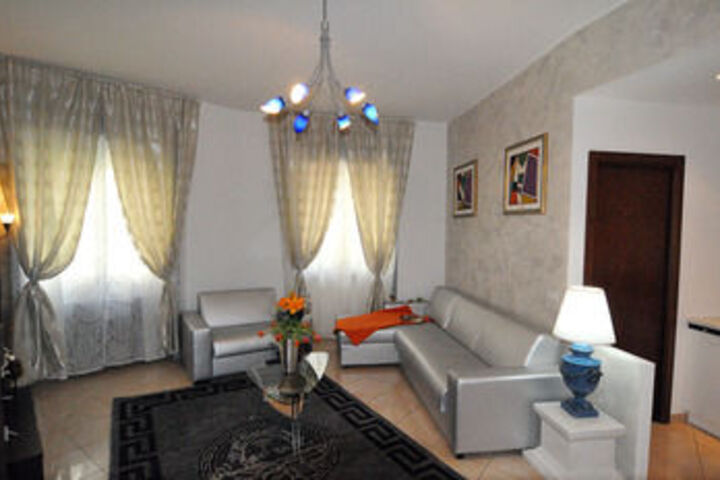 Room 19 of 24