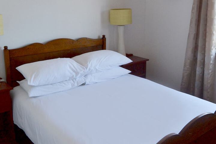 Room 494 of 648