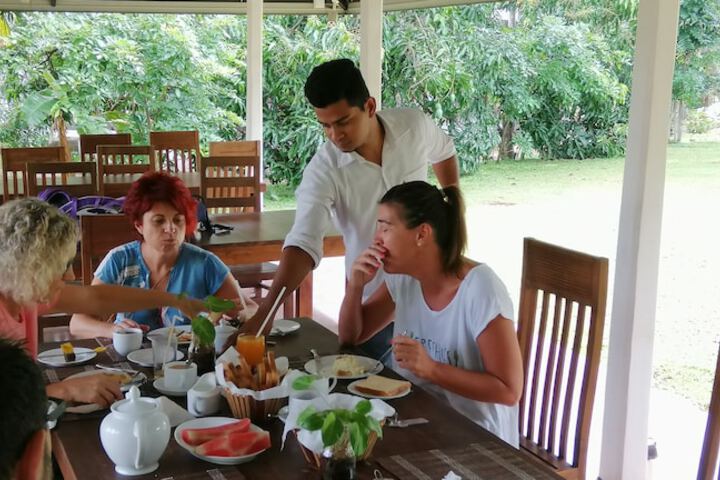Breakfast/Coffee Service 95 of 151