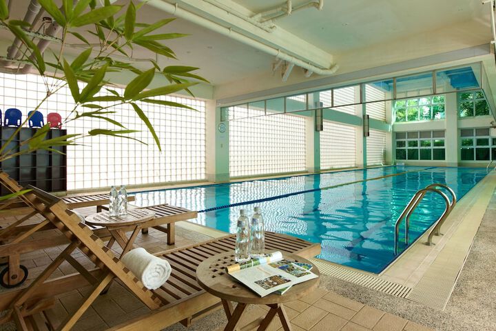 Pool 48 of 108