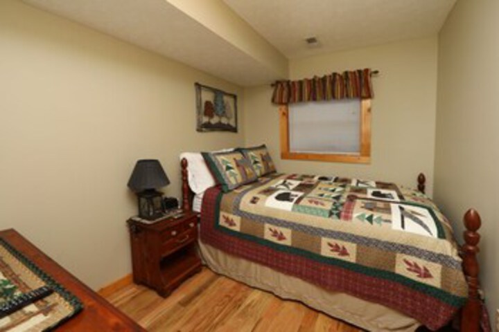 Room 21 of 25