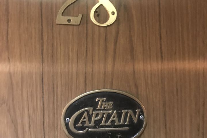 Room 8 of 50