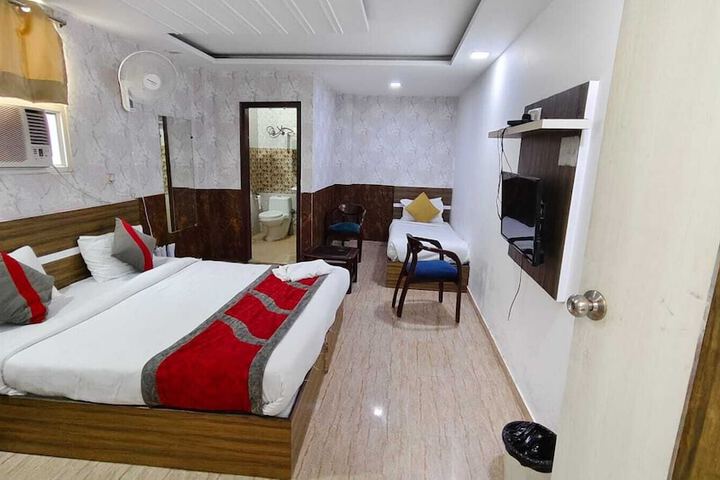 Room 5 of 31