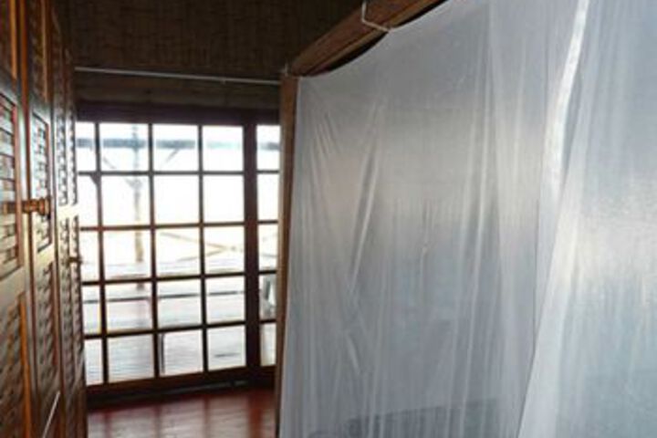 Room 8 of 31