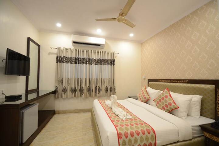 Room 14 of 31
