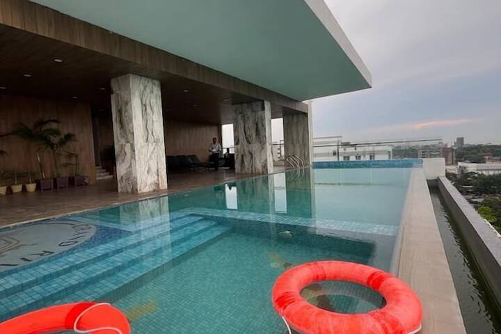 Pool 15 of 18