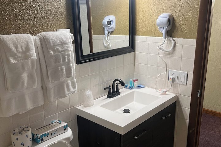 Room 116 of 180