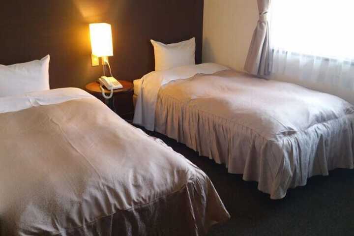 Room 26 of 61