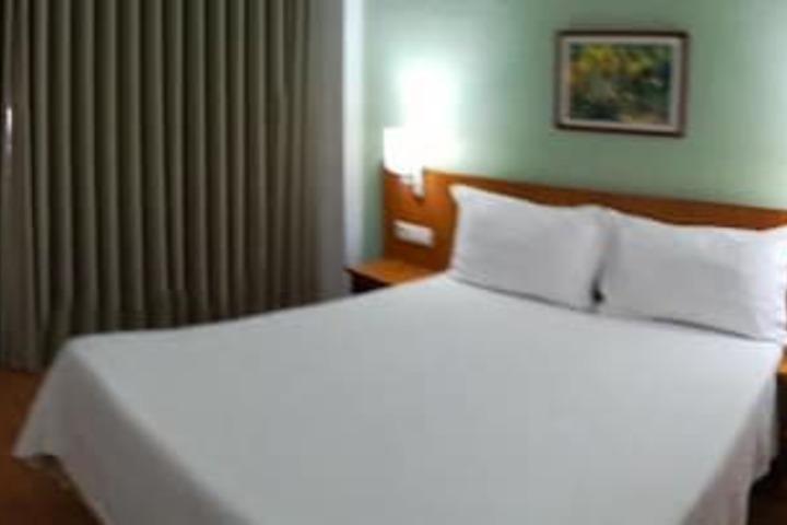 Room 11 of 62