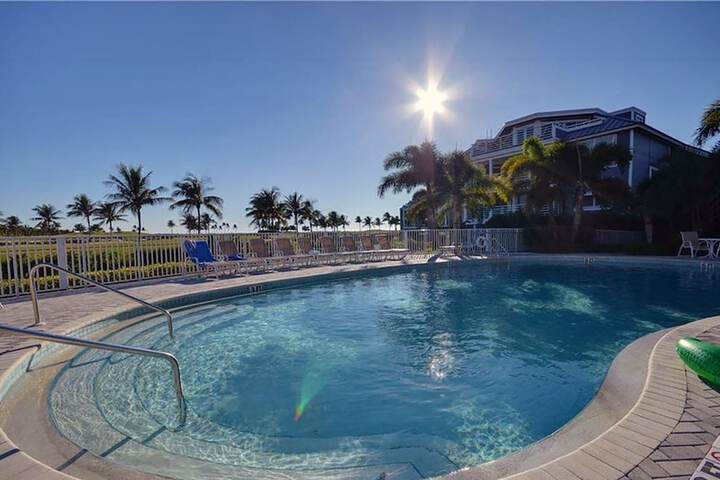 Pool 45 of 64