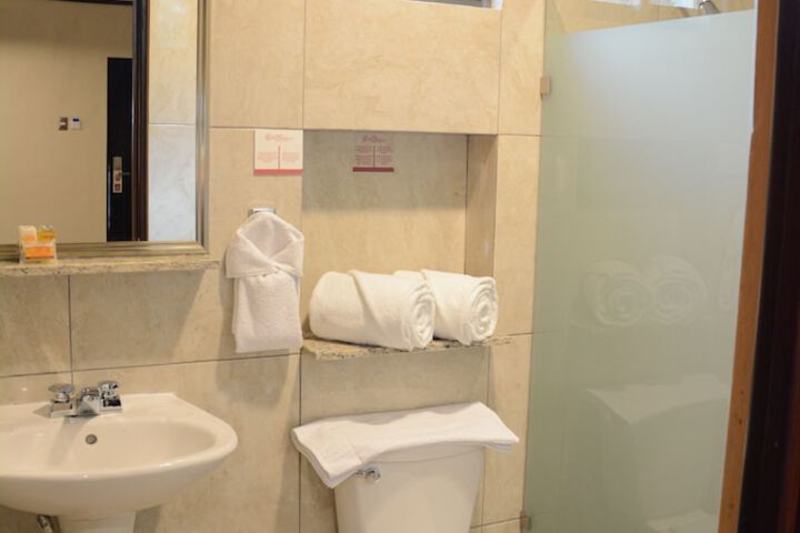 Room 4 of 46