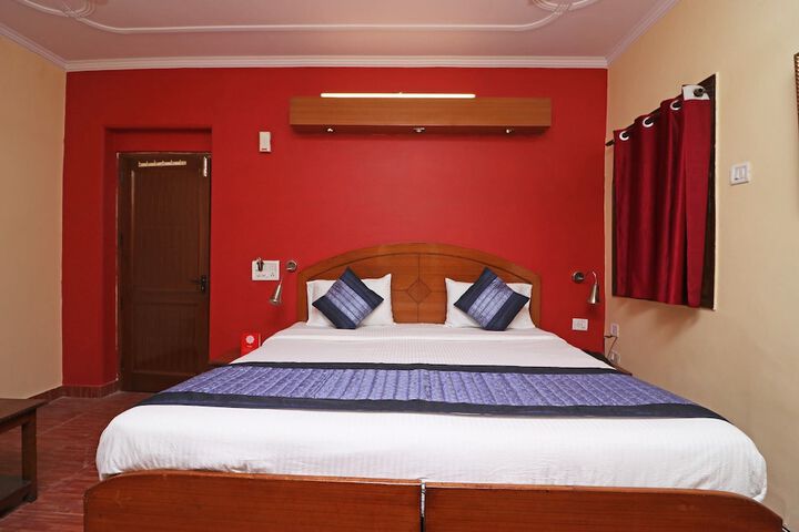 Room 19 of 34