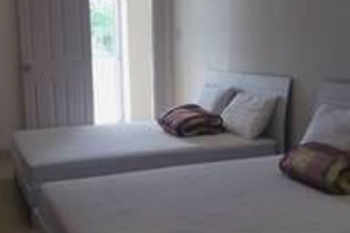 Room 17 of 31
