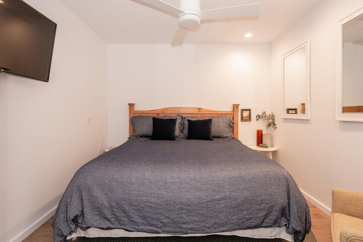 Room 11 of 49