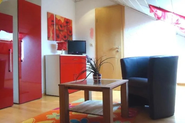 hotel_rooms