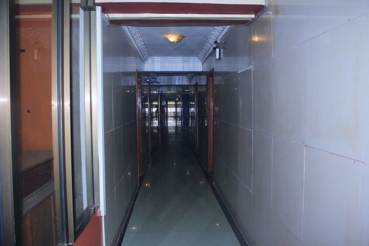 Ballroom/Hall 38 of 45