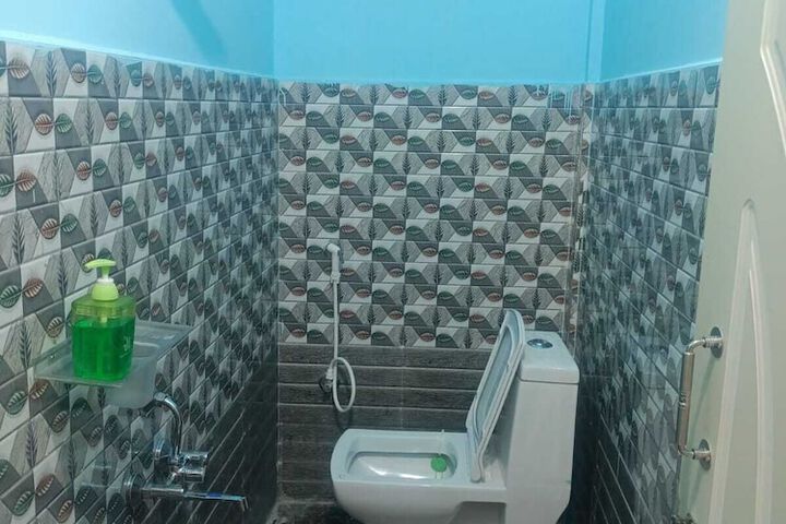 Room 14 of 29