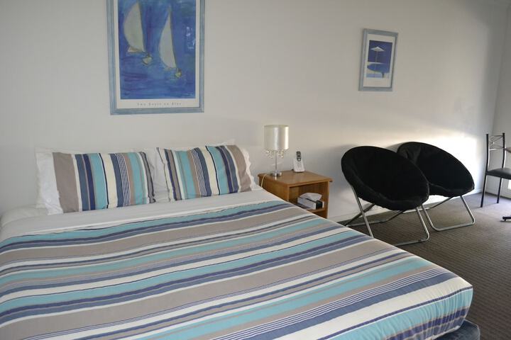 Room 44 of 51