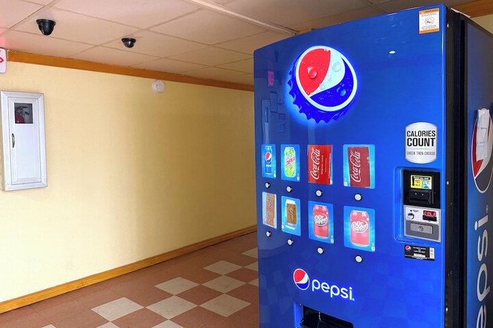 Vending machine