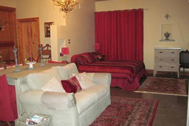 Room 15 of 19