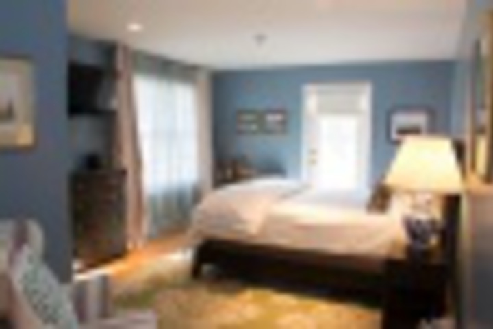 Room 208 of 396