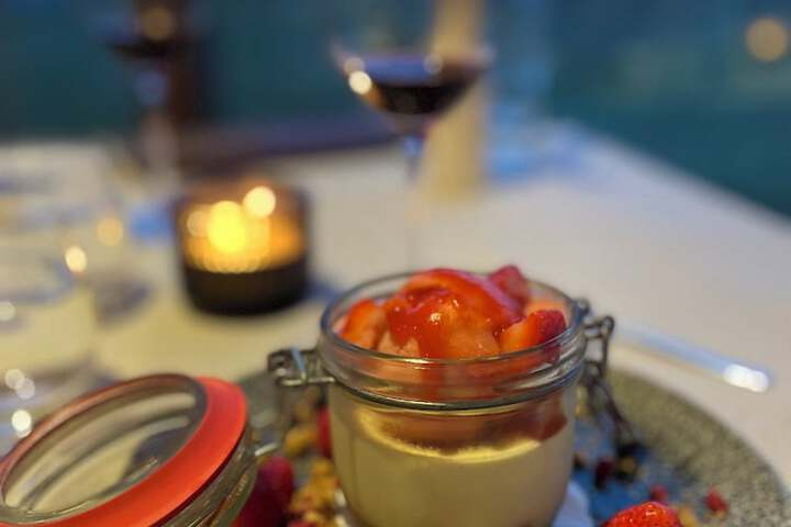 Dining 44 of 68