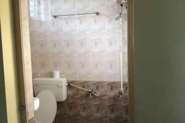 Room 7 of 14