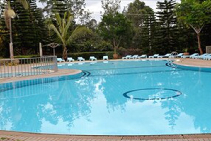 Pool 15 of 21