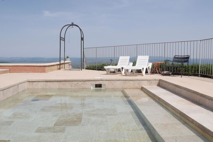 Pool 38 of 47