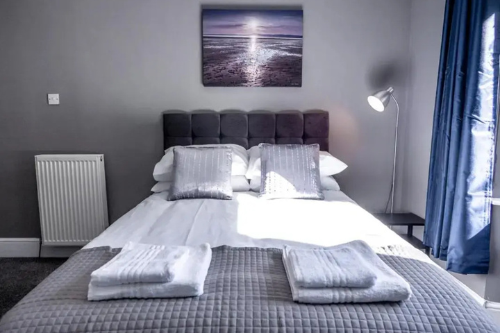 Room 6 of 21