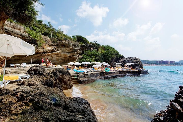 Beach 59 of 87