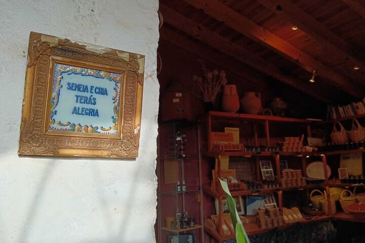 Gift Shop 95 of 121