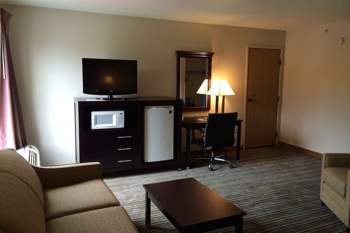 Room 33 of 51