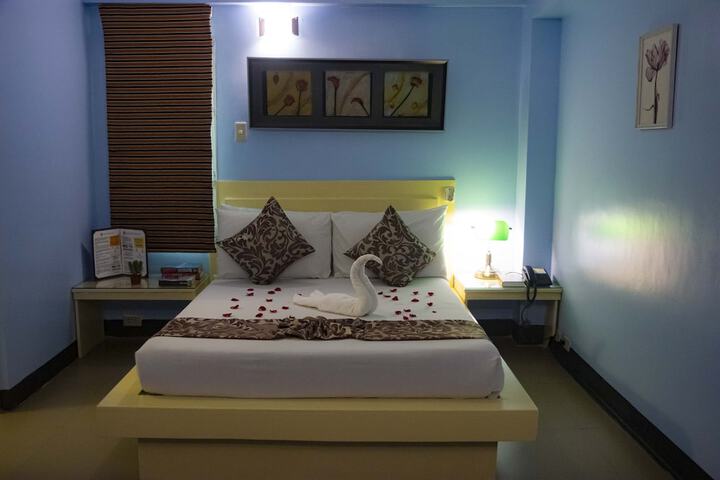 Room 14 of 35