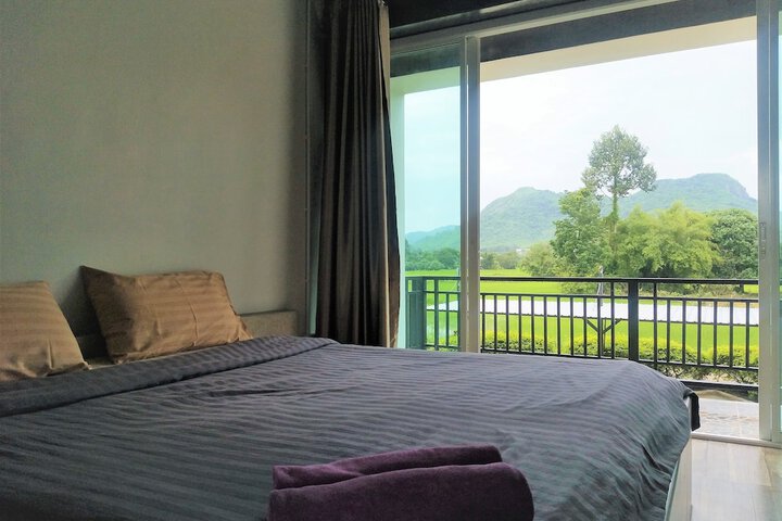 Room 7 of 24