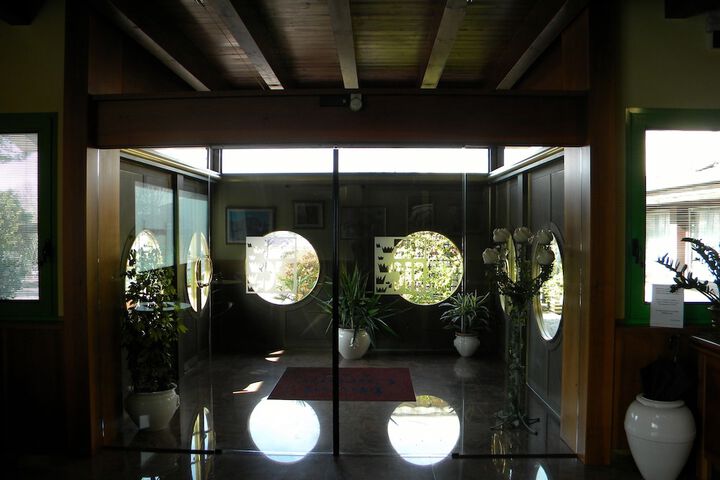 Hotel 2 of 58
