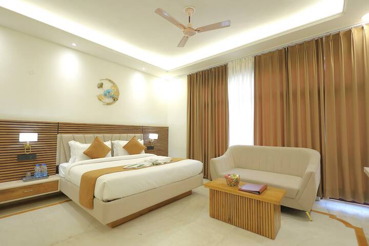 Room 29 of 63