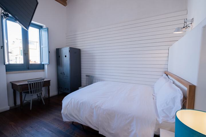 Room 20 of 60