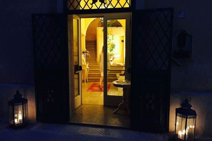 Hotel 18 of 19