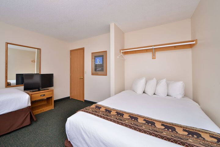 Room 12 of 43