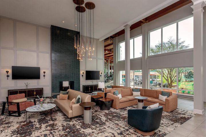 Guest Lobby